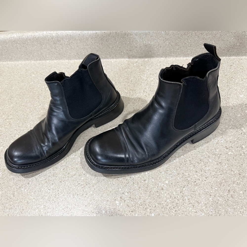 VINTAGE Prada 6 LEATHER Chelsea BOOTS